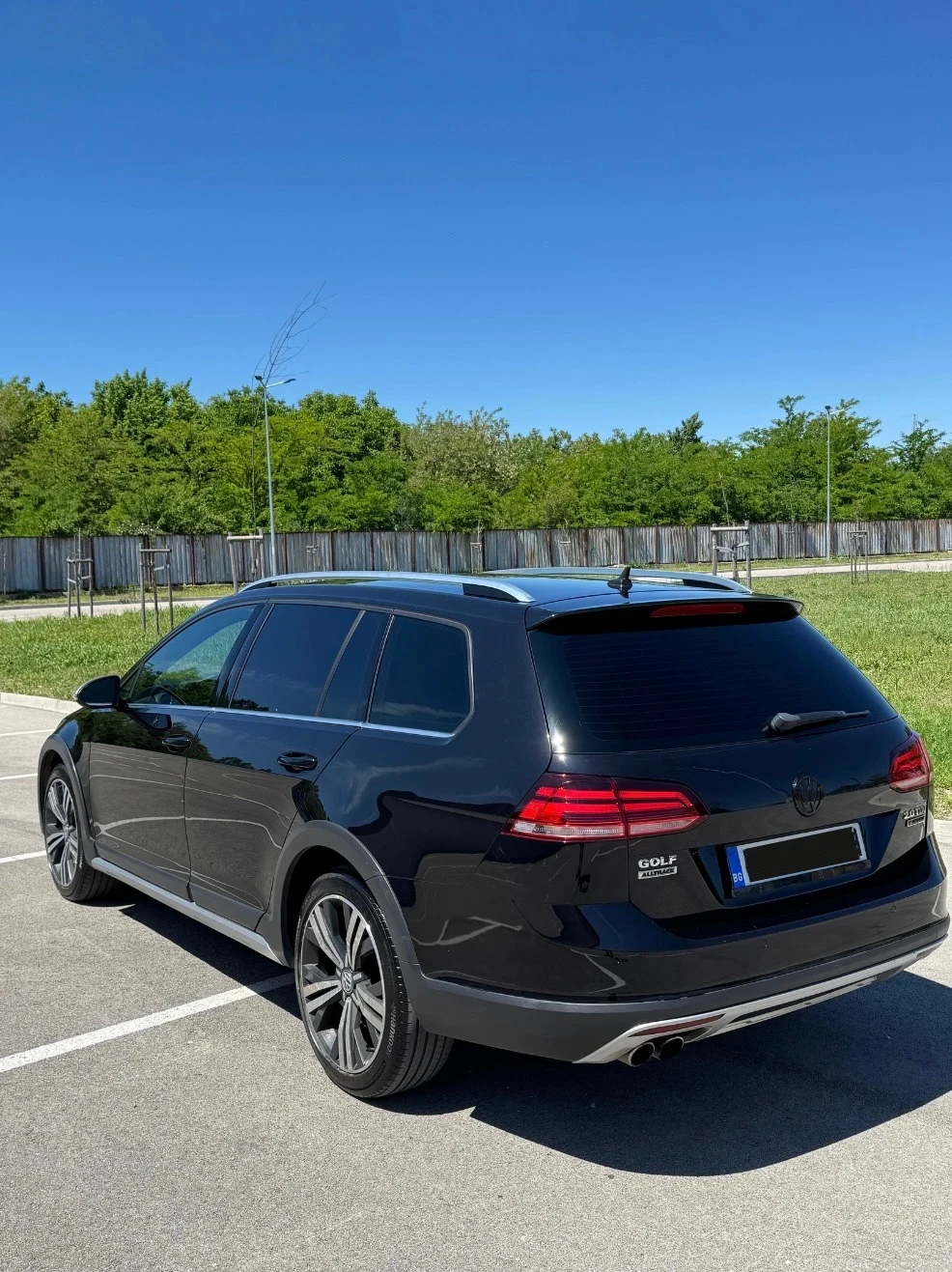VW Golf Alltrack 2.0 TDI 184 HP DSG 4x4, снимка 6 - Автомобили и джипове - 54624112