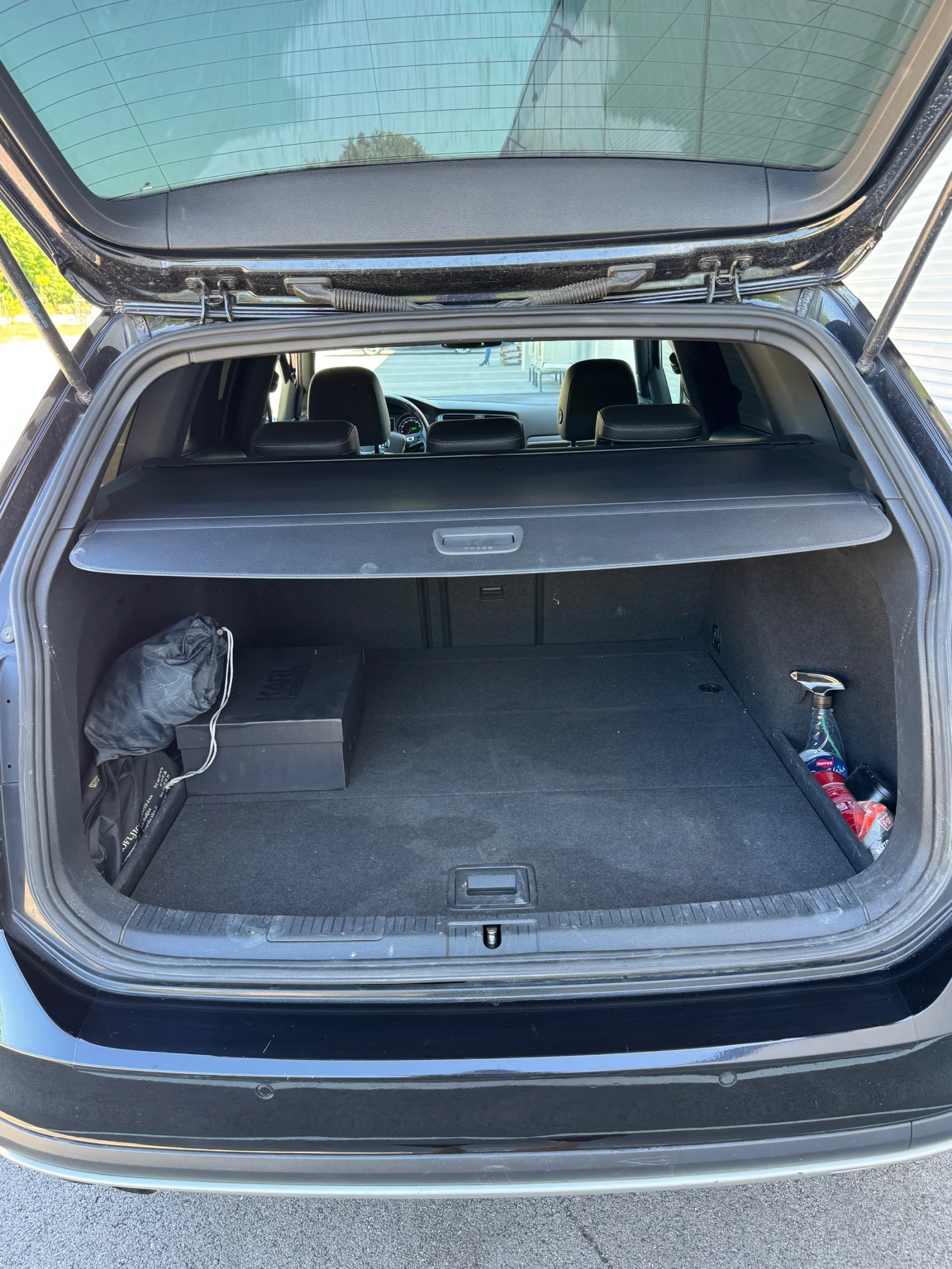 VW Golf Alltrack 2.0 TDI 184 HP DSG 4x4, снимка 11 - Автомобили и джипове - 54624112