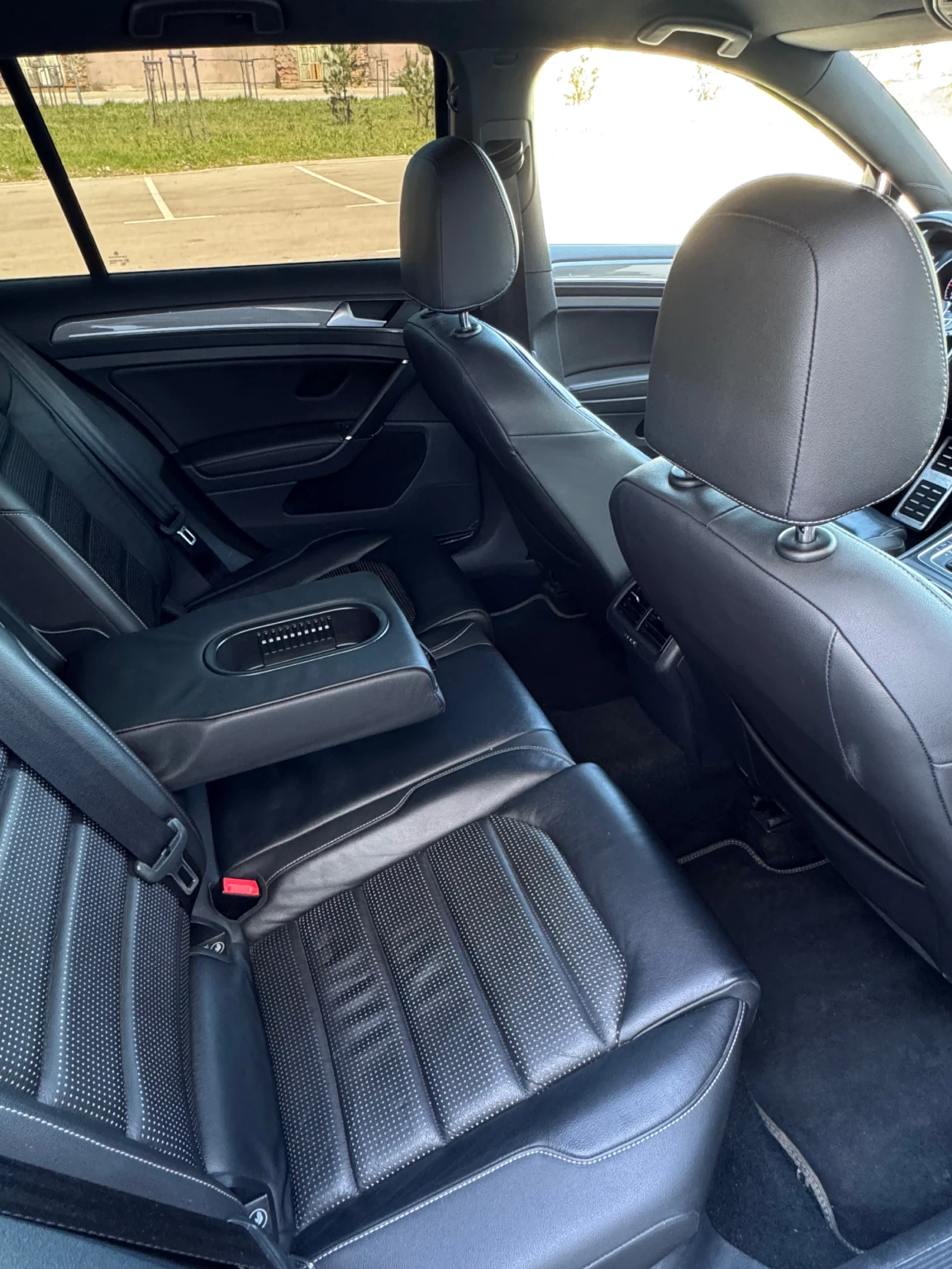 VW Golf Alltrack 2.0 TDI 184 HP DSG 4x4, снимка 10 - Автомобили и джипове - 54624112