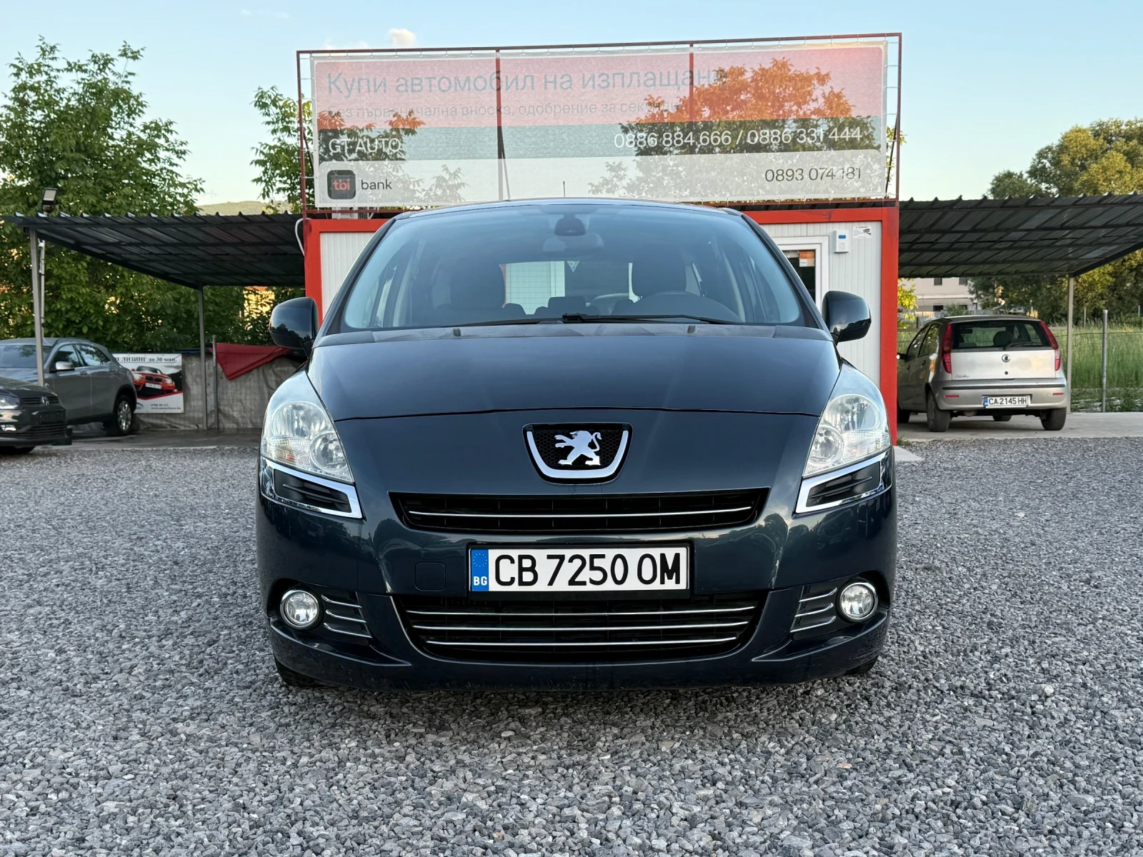 Peugeot 5008 1.6 HDi (112 кс) Automatic / Парктроник /Евро 5, снимка 2 - Автомобили и джипове - 54715001