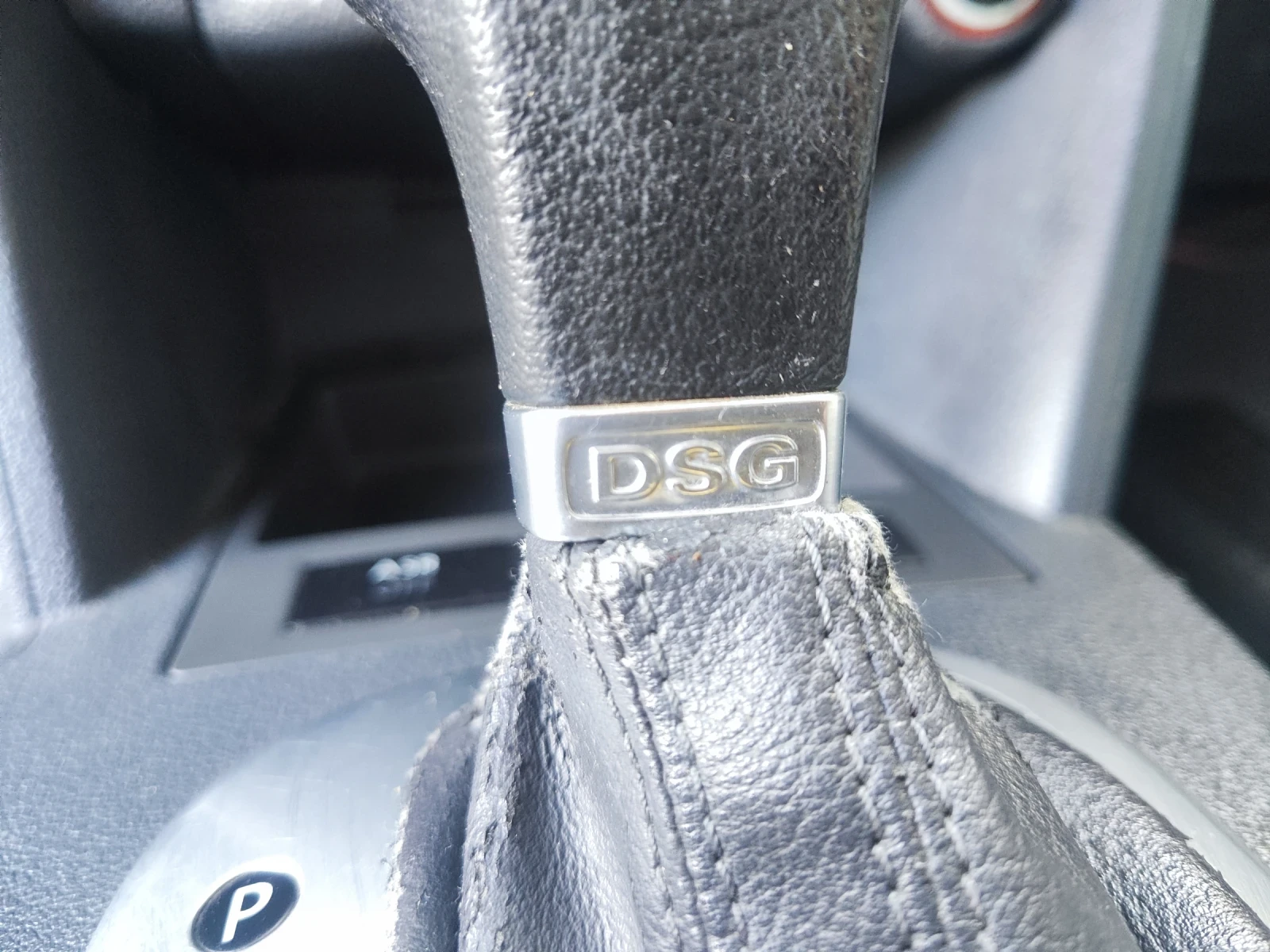 VW Caddy 1.9 DSG, снимка 9 - Автомобили и джипове - 54757591
