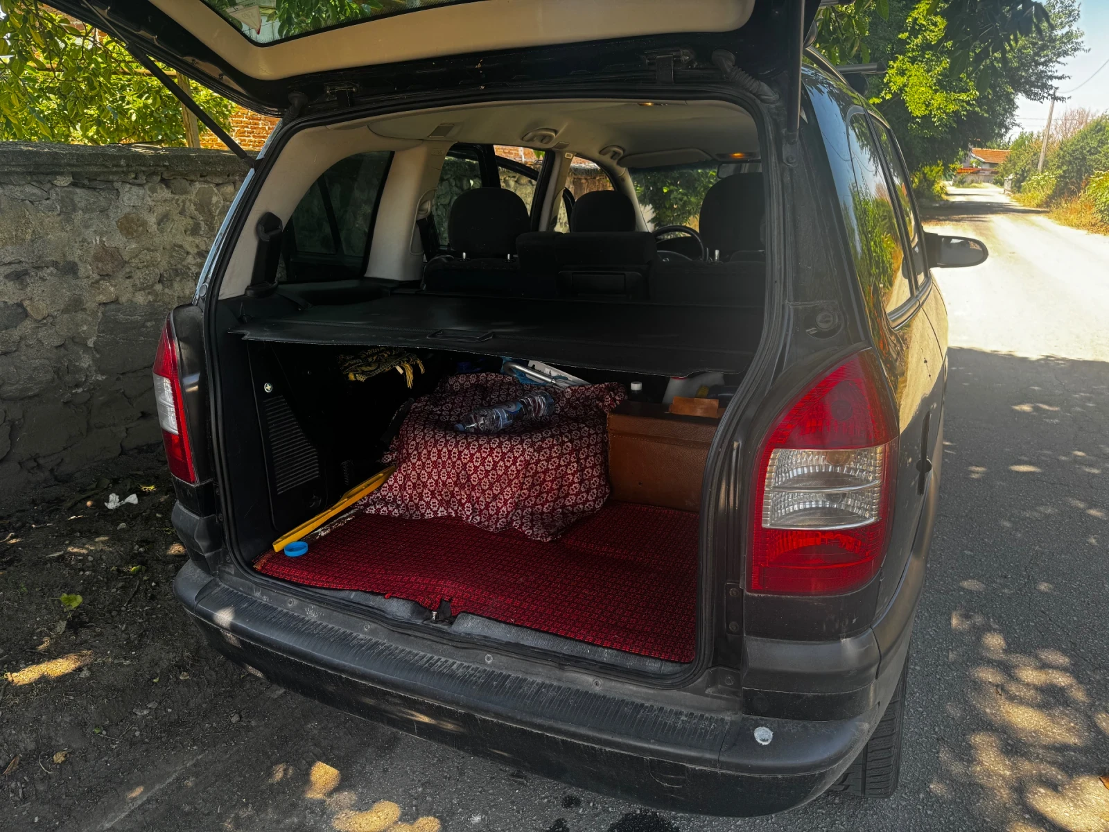 Opel Zafira 1.6, снимка 11 - Автомобили и джипове - 55076373