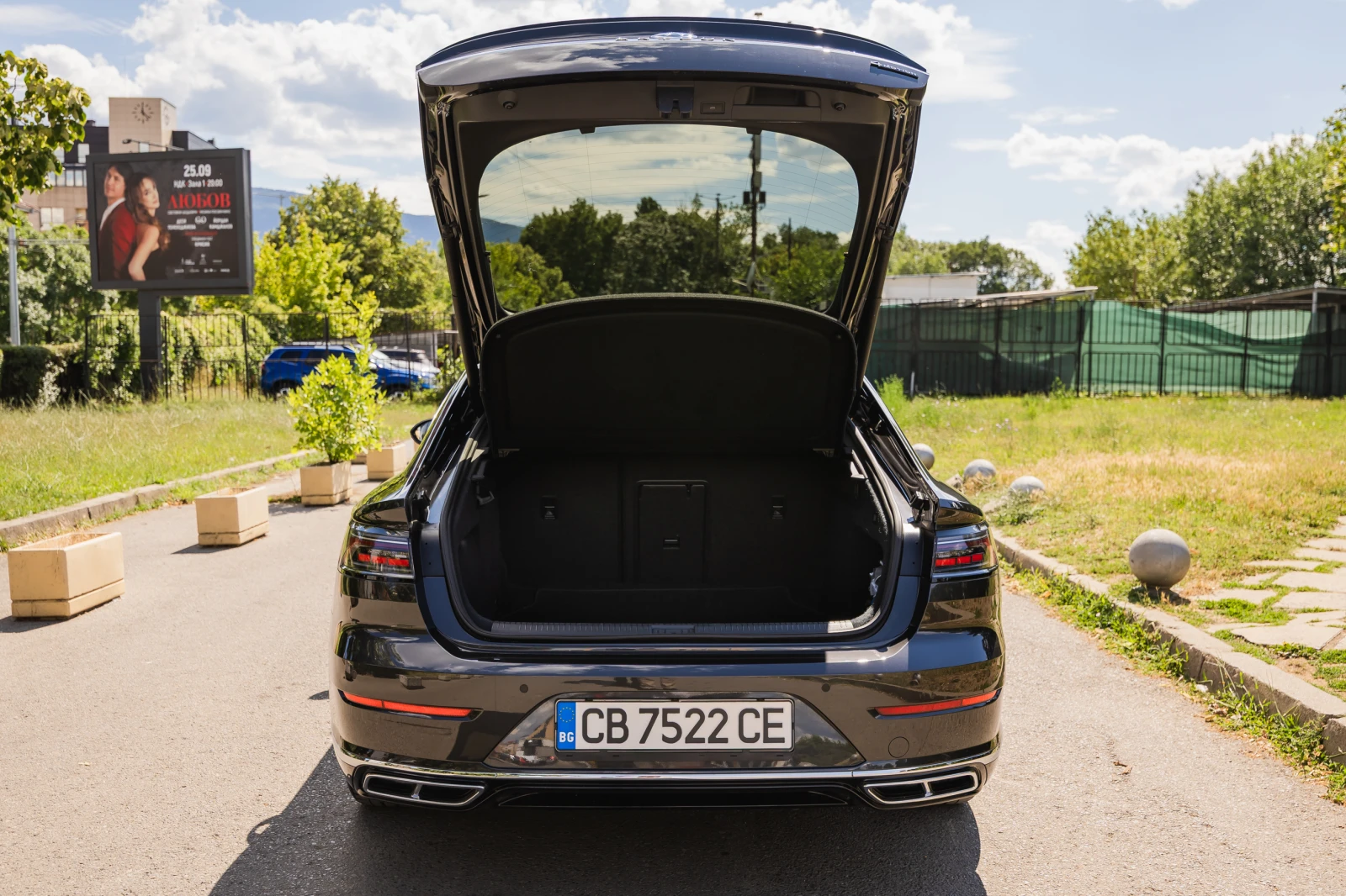 VW Arteon R-line Business Premium + , снимка 5 - Автомобили и джипове - 55231133