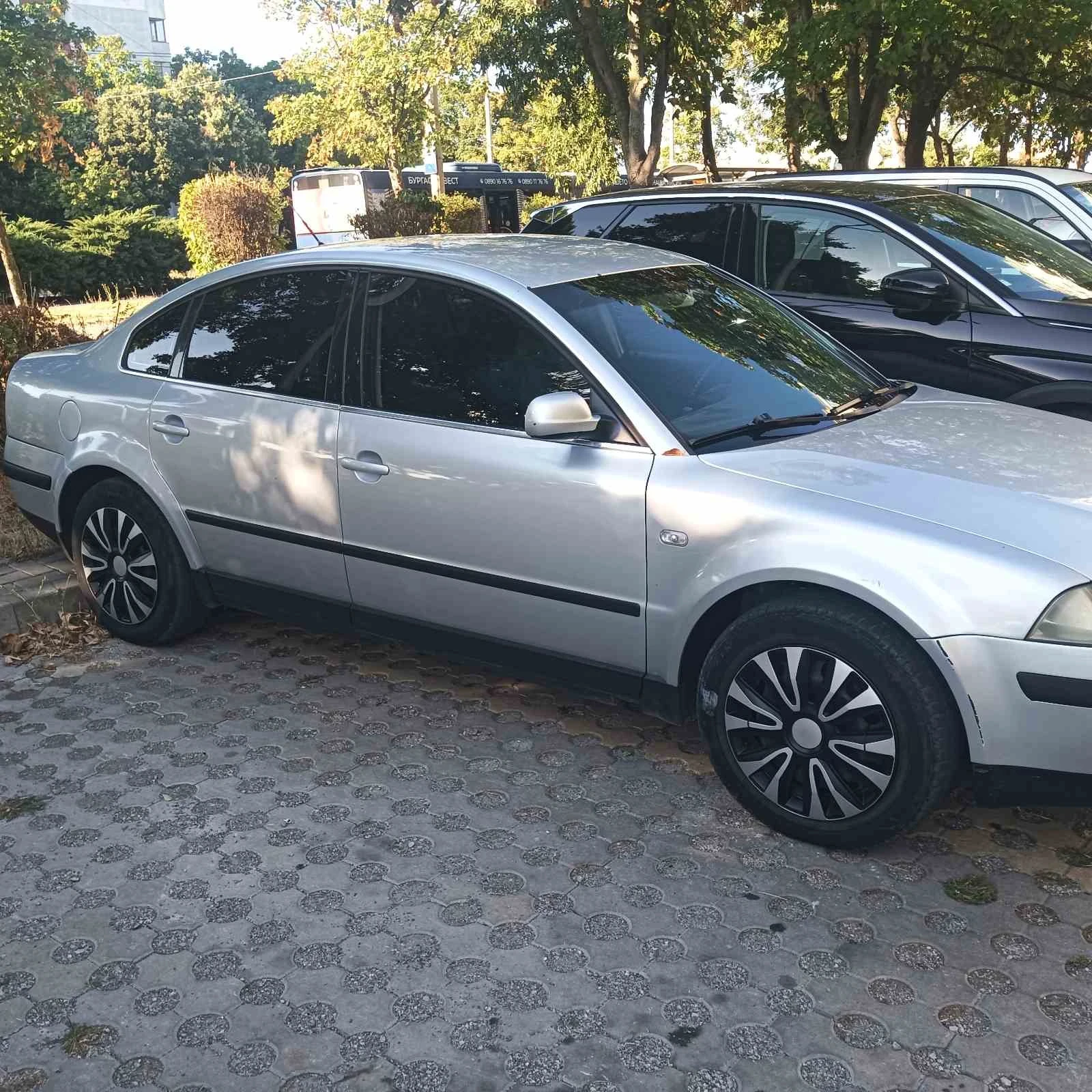 VW Passat 1.9 ТDI, снимка 3 - Автомобили и джипове - 55951056