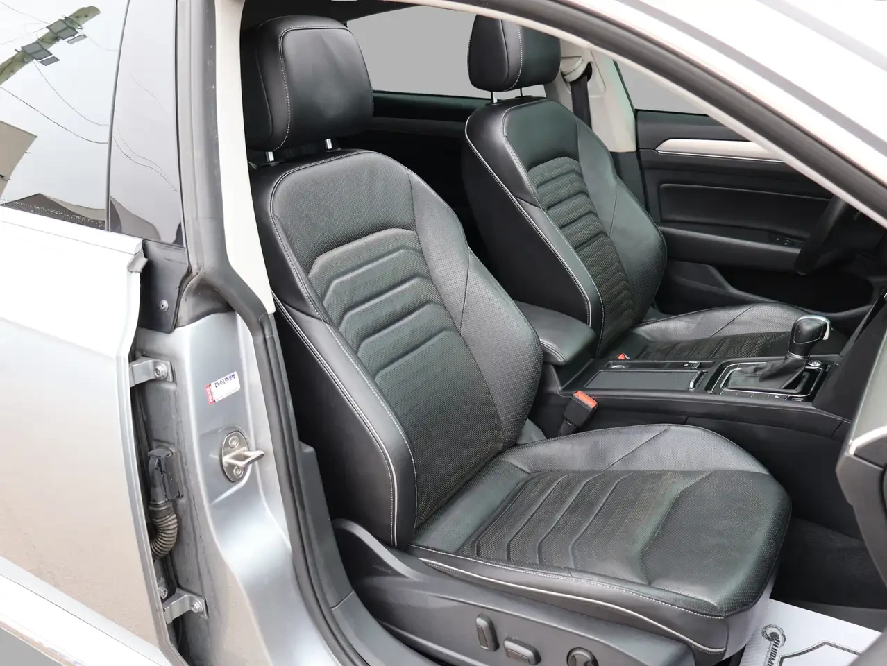 VW Arteon SEL PREMIUM AWD CERTIFIED * ACCIDENT FREE* V.W | Mobile.bg � ����������� 17