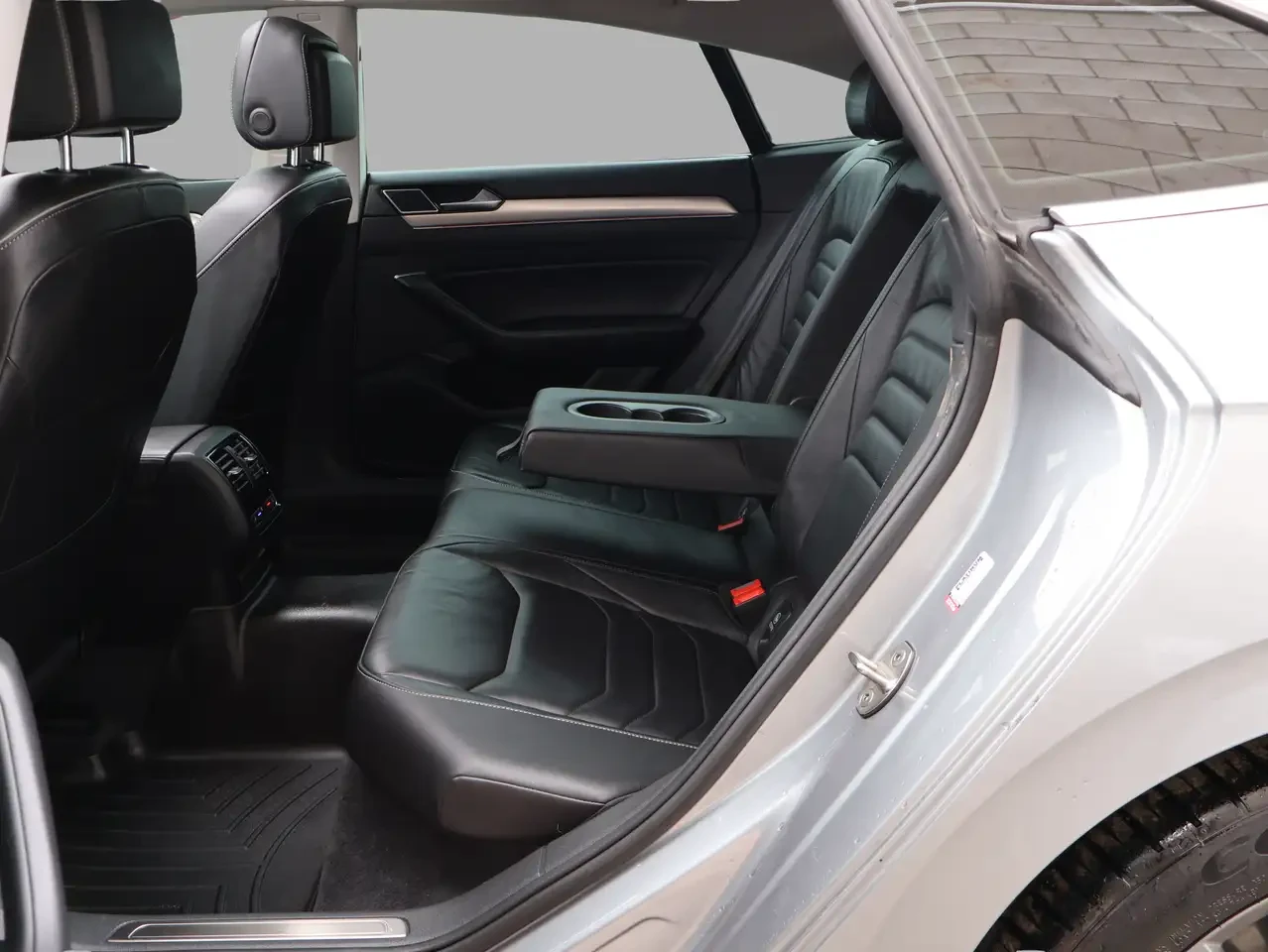VW Arteon SEL PREMIUM AWD CERTIFIED * ACCIDENT FREE* V.W | Mobile.bg � ����������� 14