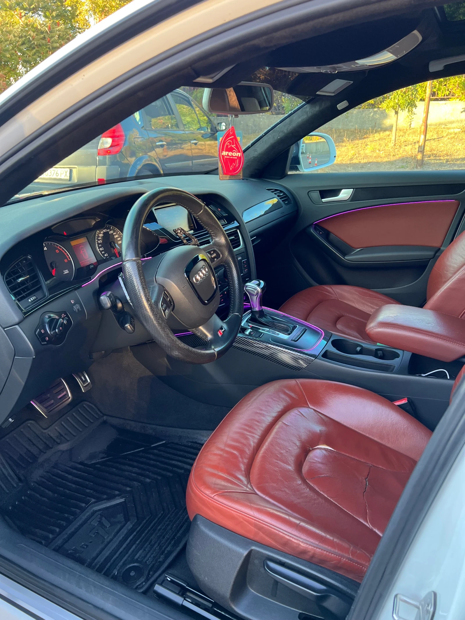 Audi A4, снимка 8 - Автомобили и джипове - 56332327