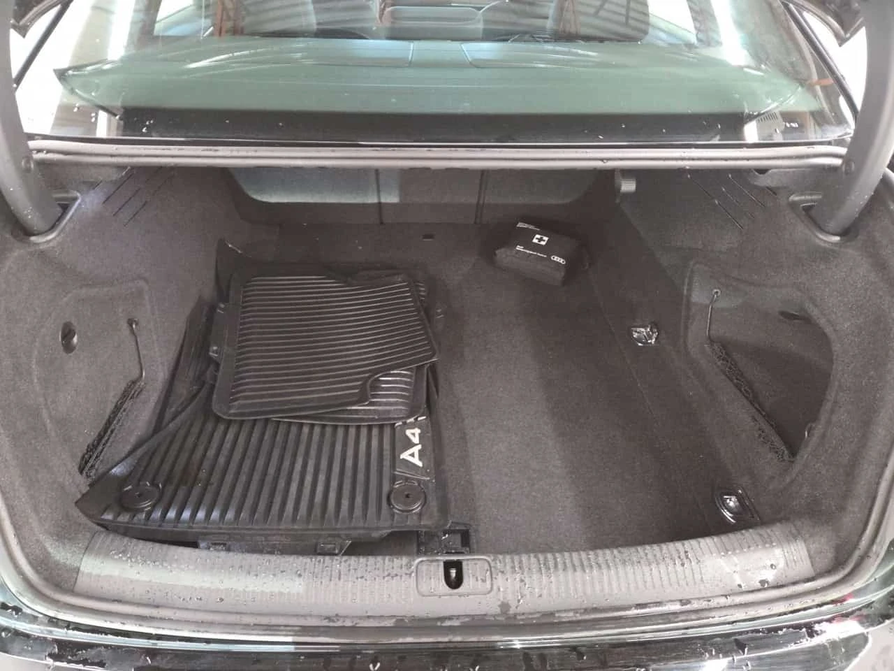 Audi A4 * KOMFORT * CARFAX * ��� ������������ ������ | Mobile.bg � ����������� 13