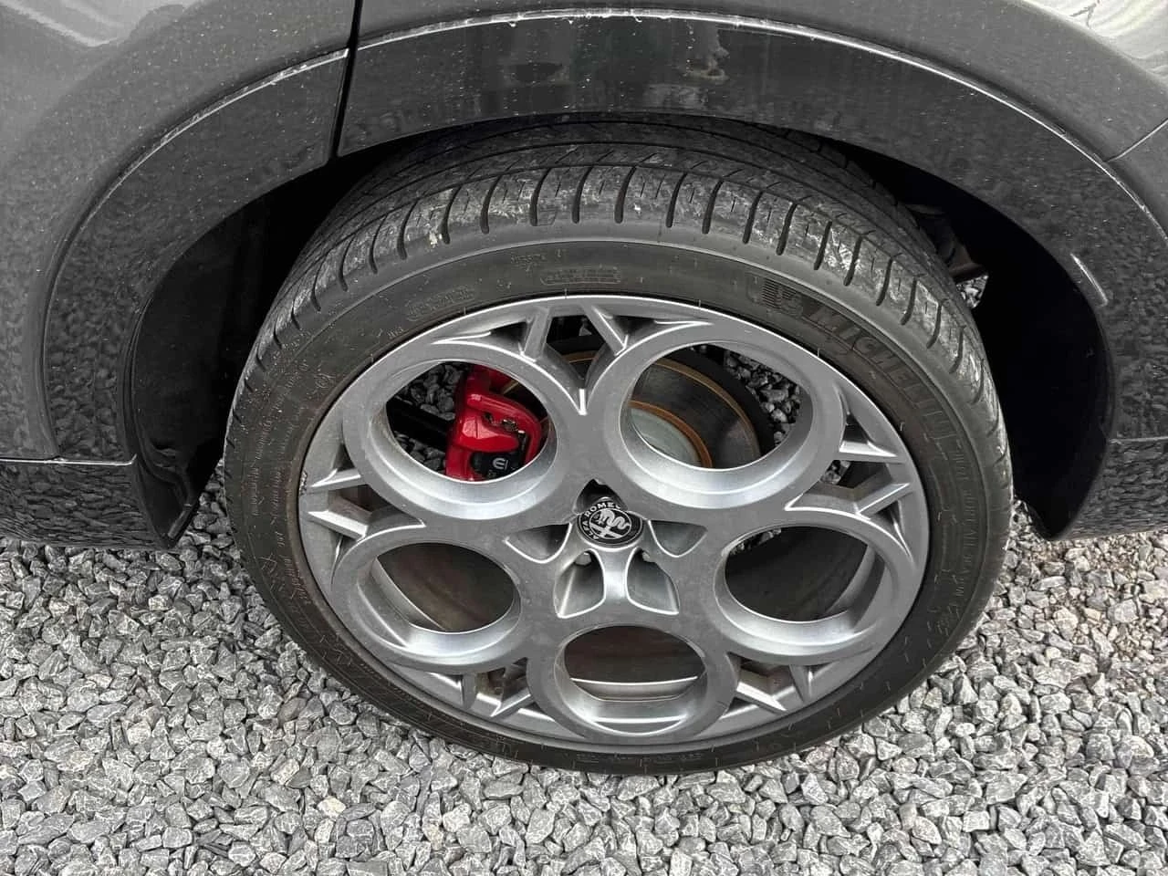Alfa Romeo Tonale, снимка 17 - Автомобили и джипове - 56724574
