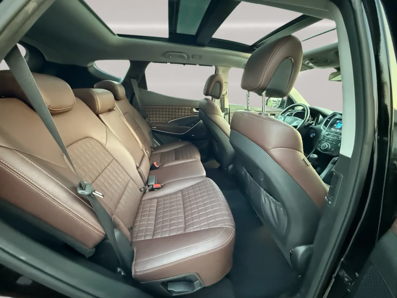 Hyundai Santa fe 25YAHRE HYUNDI#PANORAMA#PODGREV#KEYLESS GO#360VIEW, снимка 9 - Автомобили и джипове - 50678814