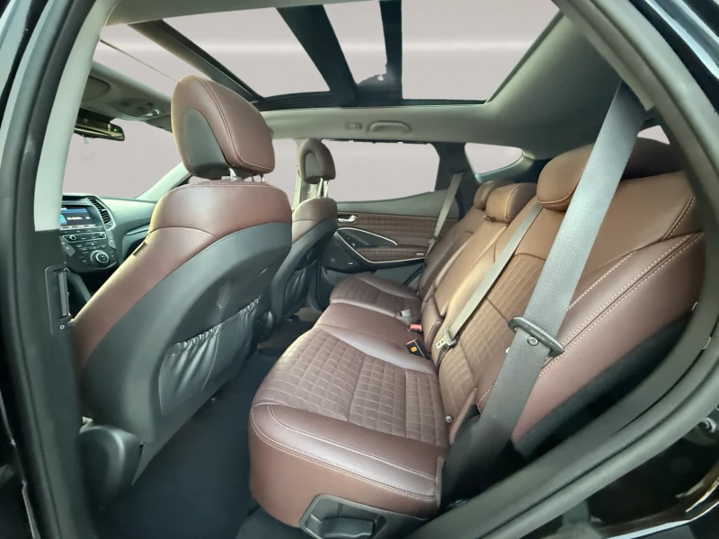 Hyundai Santa fe 25YAHRE HYUNDI#PANORAMA#PODGREV#KEYLESS GO#360VIEW, снимка 10 - Автомобили и джипове - 50678814