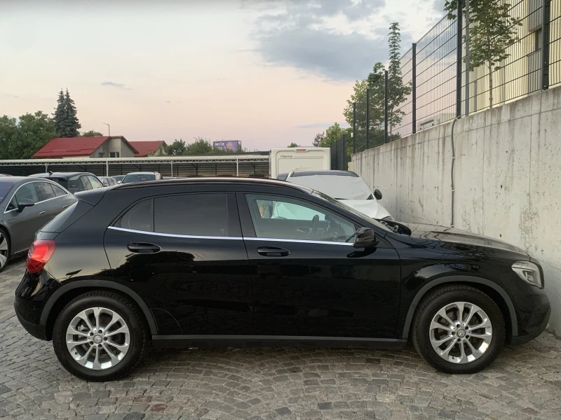 Mercedes-Benz GLA 220 4x4/NAVI/Xenon/Auto/MULTY/Excellent!!!, снимка 6 - Автомобили и джипове - 51231535