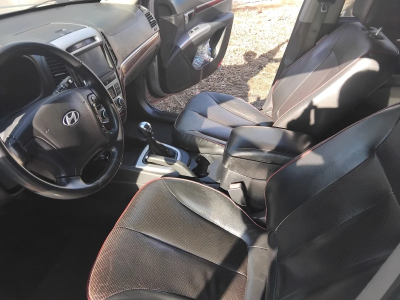 Hyundai Santa fe 2.7 V6 ГАЗ в гаранция , снимка 9 - Автомобили и джипове - 53160436