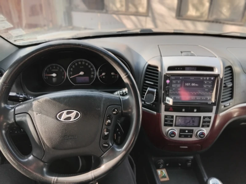 Hyundai Santa fe 2.7 V6 ГАЗ в гаранция , снимка 6 - Автомобили и джипове - 53160436
