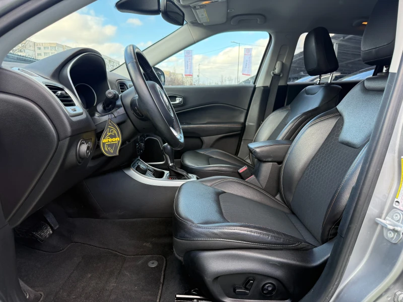 Jeep Compass 2.4 MULTIAIR, снимка 7 - Автомобили и джипове - 53469416