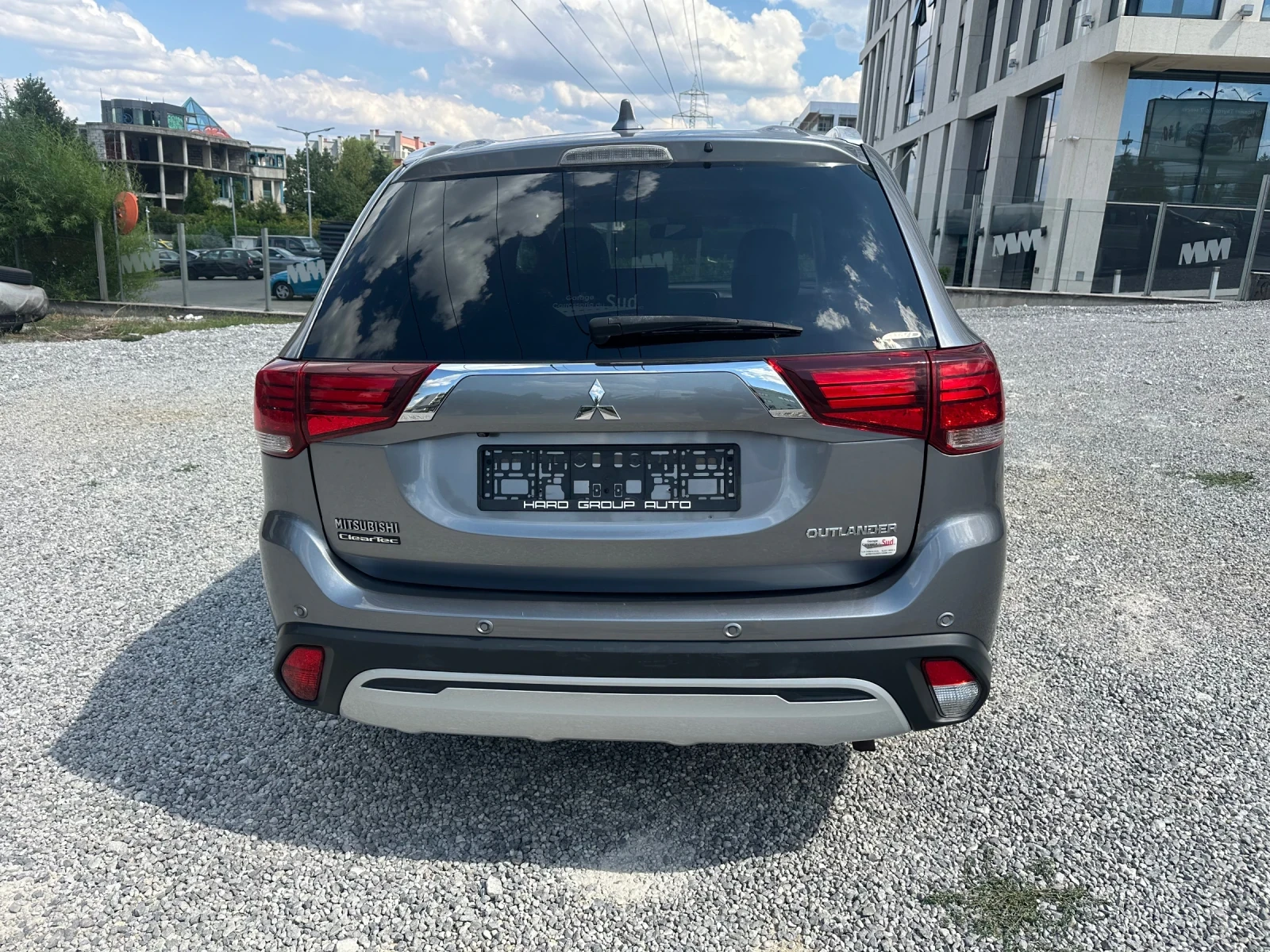 Mitsubishi Outlander ШВЕЙЦАРИЯ 4х4 АВТОМАТИК - изображение 6