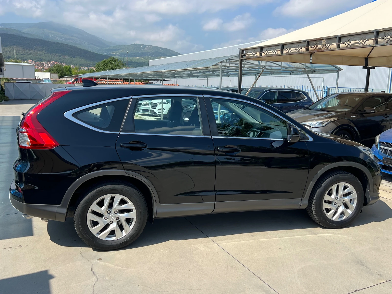 Honda Cr-v 2.0I-VTEC, 4X4, ELEGANCE, NAVI+ CAMERA, ПОДГРЕВ - изображение 4