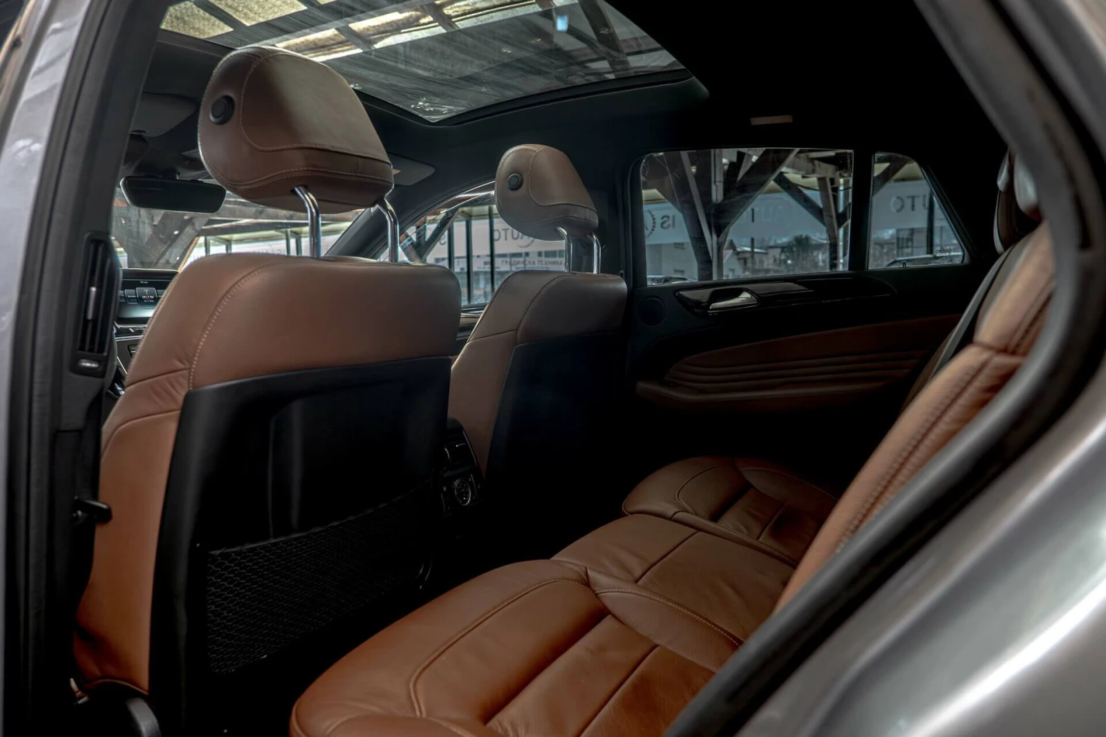 Mercedes-Benz GLE 350 d/Coupe/Harman Kardon/Камера 360/Панорама/Side Ass, снимка 11 - Автомобили и джипове - 53612169