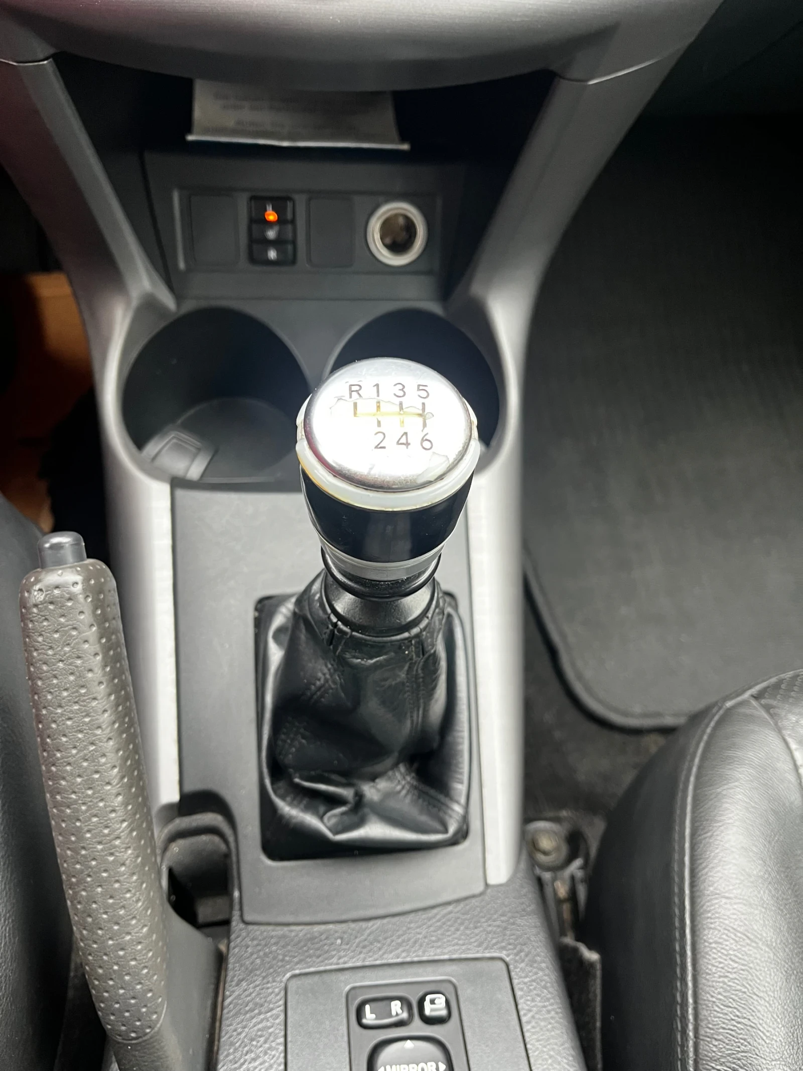 Toyota Rav4, снимка 14 - Автомобили и джипове - 53710995