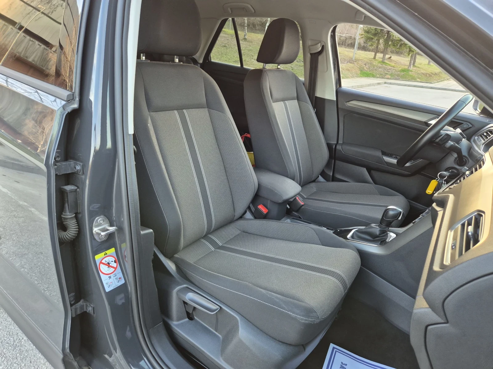 VW T-Roc 2.0TDI DSG7 Distr Assist Камера 2021г, снимка 11 - Автомобили и джипове - 53771614