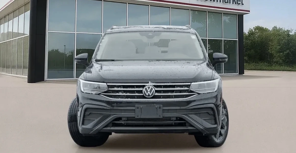 VW Tiguan COMFORTLINE * 7 МЕСТЕН * БЕЗ ИНЦИДЕНТИ * CARFAX * , снимка 2 - Автомобили и джипове - 54670883