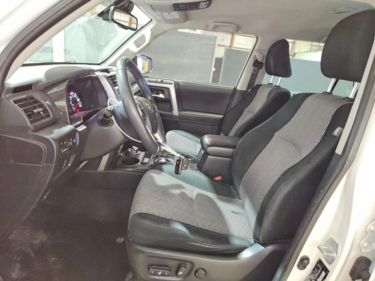 Toyota 4runner 4.0l Sr5, снимка 7 - Автомобили и джипове - 54726241