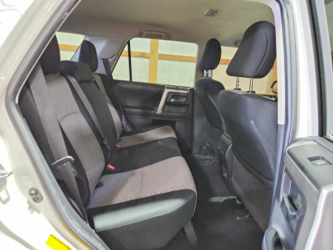 Toyota 4runner 4.0l Sr5, снимка 11 - Автомобили и джипове - 54726241