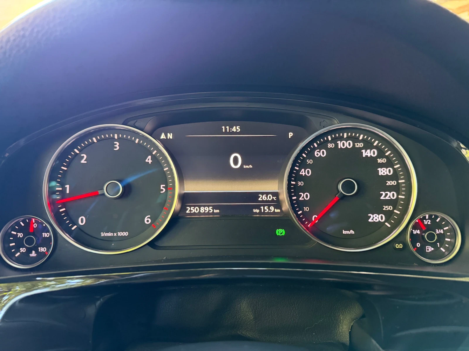 VW Touareg 3.0 TDI 245hp , снимка 6 - Автомобили и джипове - 55673946