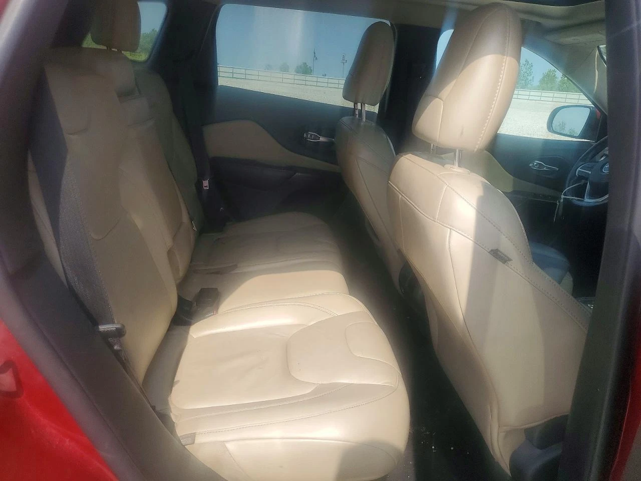 Jeep Cherokee, снимка 11 - Автомобили и джипове - 55755545