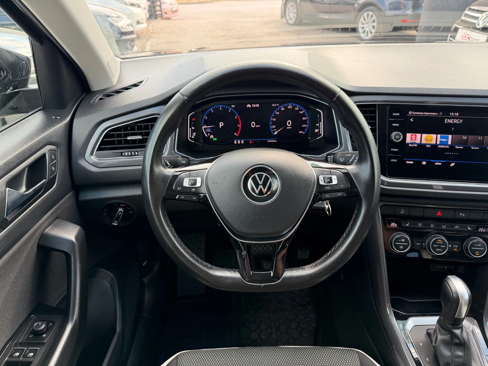 VW T-Roc 1.5 TSI DSG HIGHLINE, снимка 10 - Автомобили и джипове - 56213926