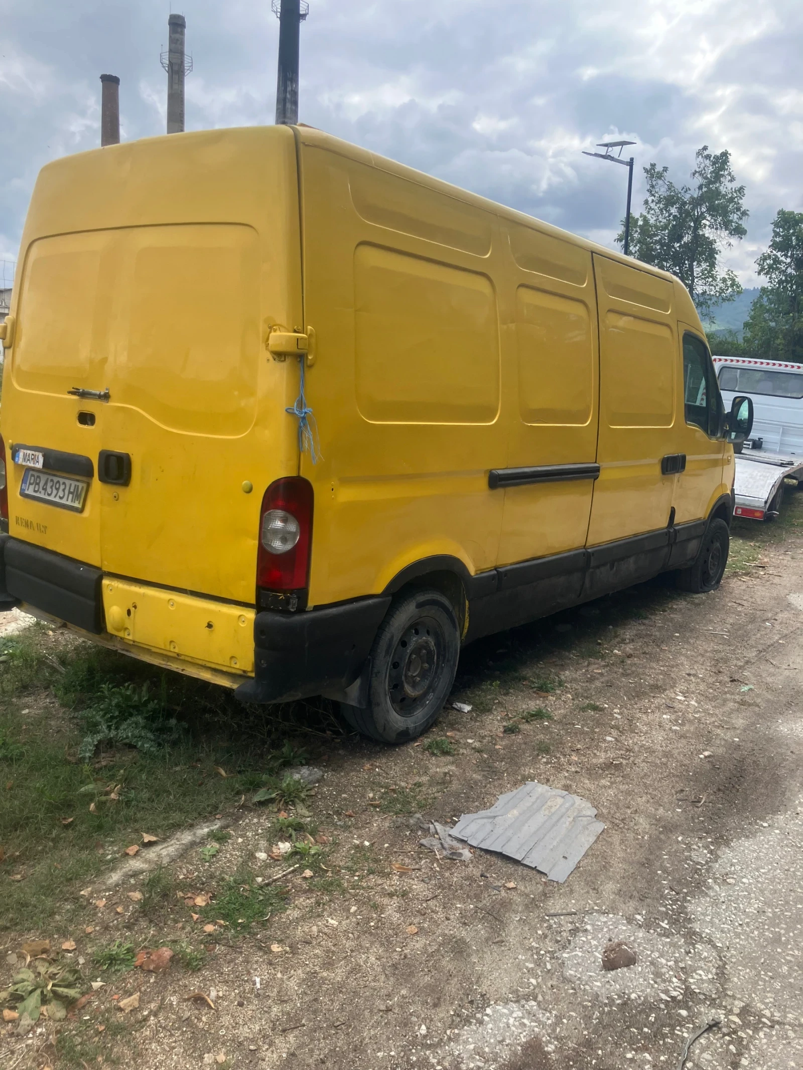 Renault Master 2.5d 74kw - изображение 2