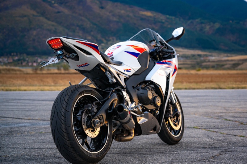 Honda Cbr 1000 RR , снимка 5 - Мотоциклети и мототехника - 46356901