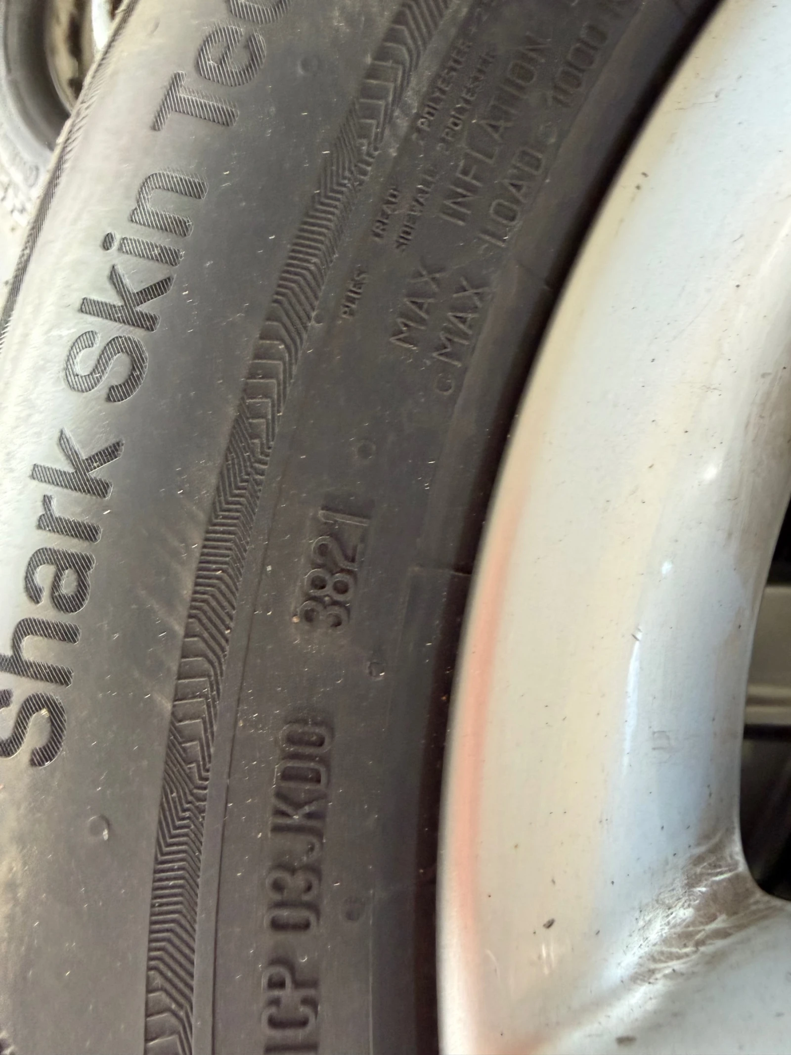 Гуми с джанти Uniroyal 235/65R17, снимка 5 - Гуми и джанти - 54022667