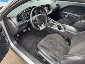 Dodge Challenger 6.4L SRT, снимка 10