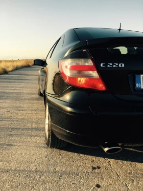 Mercedes-Benz C 220, снимка 3