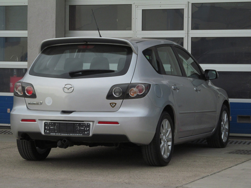 Mazda 3 1.6i/SPORT/FACE-LIFT, снимка 4 - Автомобили и джипове - 46371053