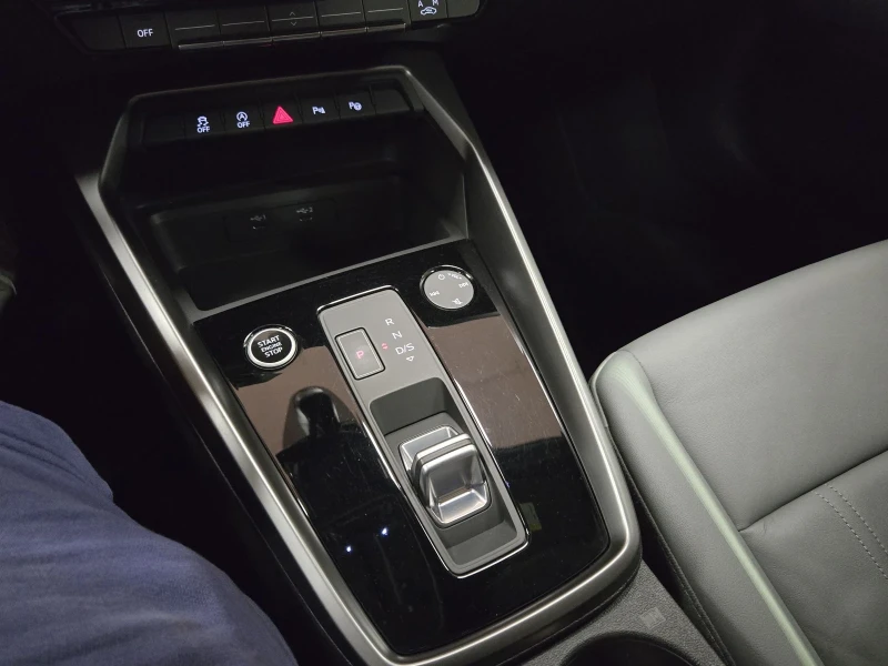 Audi A3 35 | 2.0 TDI | S-tronic | LED | Digital Cockpit, снимка 12 - Автомобили и джипове - 51278843