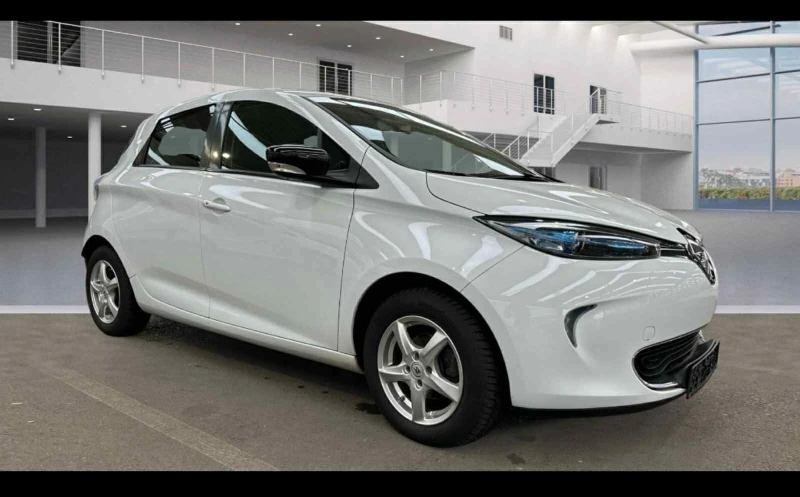 Renault Zoe, снимка 9 - Автомобили и джипове - 52709353