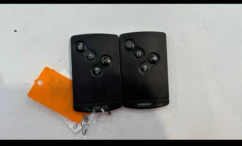 Renault Zoe, снимка 11 - Автомобили и джипове - 52709353