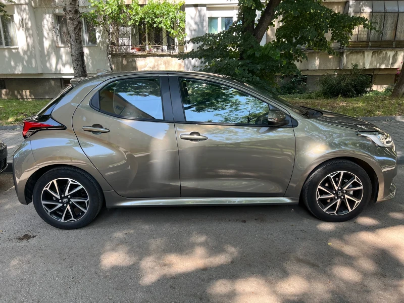 Toyota Yaris, снимка 2 - Автомобили и джипове - 52029051