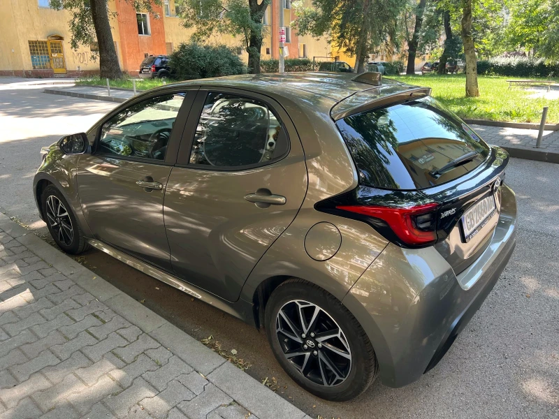 Toyota Yaris, снимка 4 - Автомобили и джипове - 52029051