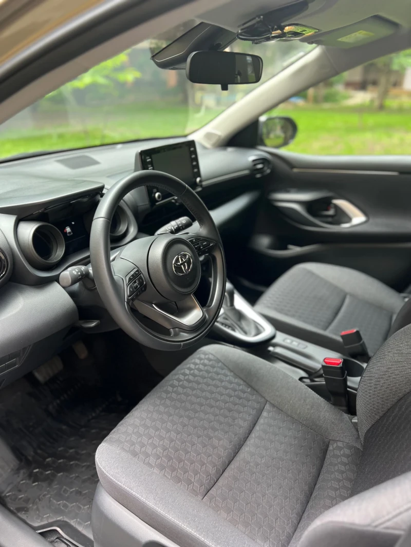 Toyota Yaris, снимка 5 - Автомобили и джипове - 52029051