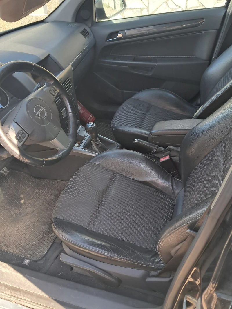Opel Astra 1.7 CDTI, снимка 6 - Автомобили и джипове - 52400248