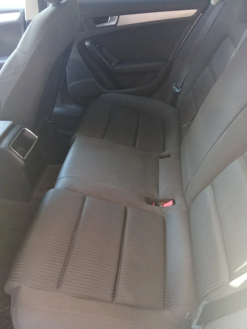 Audi A4 2.0 TDI, снимка 13 - Автомобили и джипове - 52958142