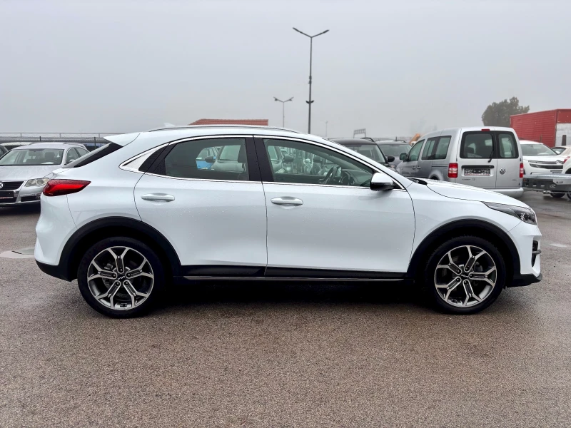 Kia XCeed Hybrid, снимка 4 - Автомобили и джипове - 53001220