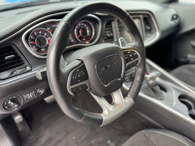 Dodge Challenger 6.4L SRT, снимка 11 - Автомобили и джипове - 53233633