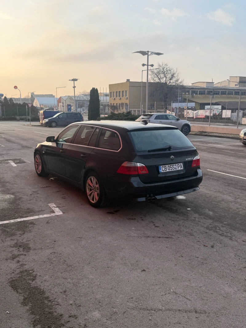 BMW 530 BMW E61 Xdrive 2010година, снимка 4 - Автомобили и джипове - 53404749