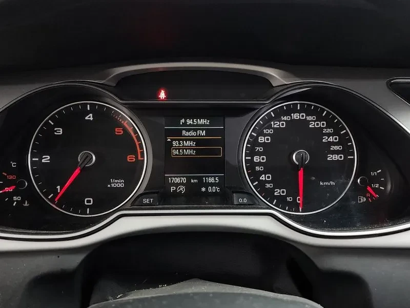 Audi A4 2.0 TDI Quattro - САМО 30% АВАНС, снимка 15 - Автомобили и джипове - 56114901