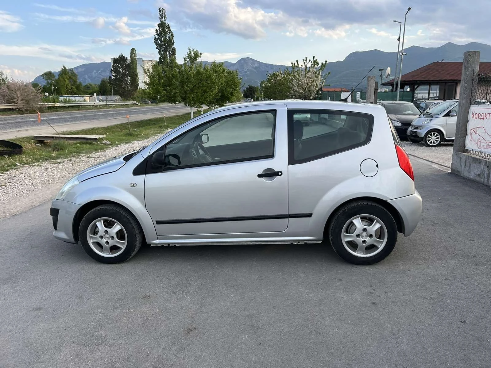 Citroen C2 FACE 67 000км 1.2I 60кс КАТО НОВ КЛИМАТИК - изображение 6