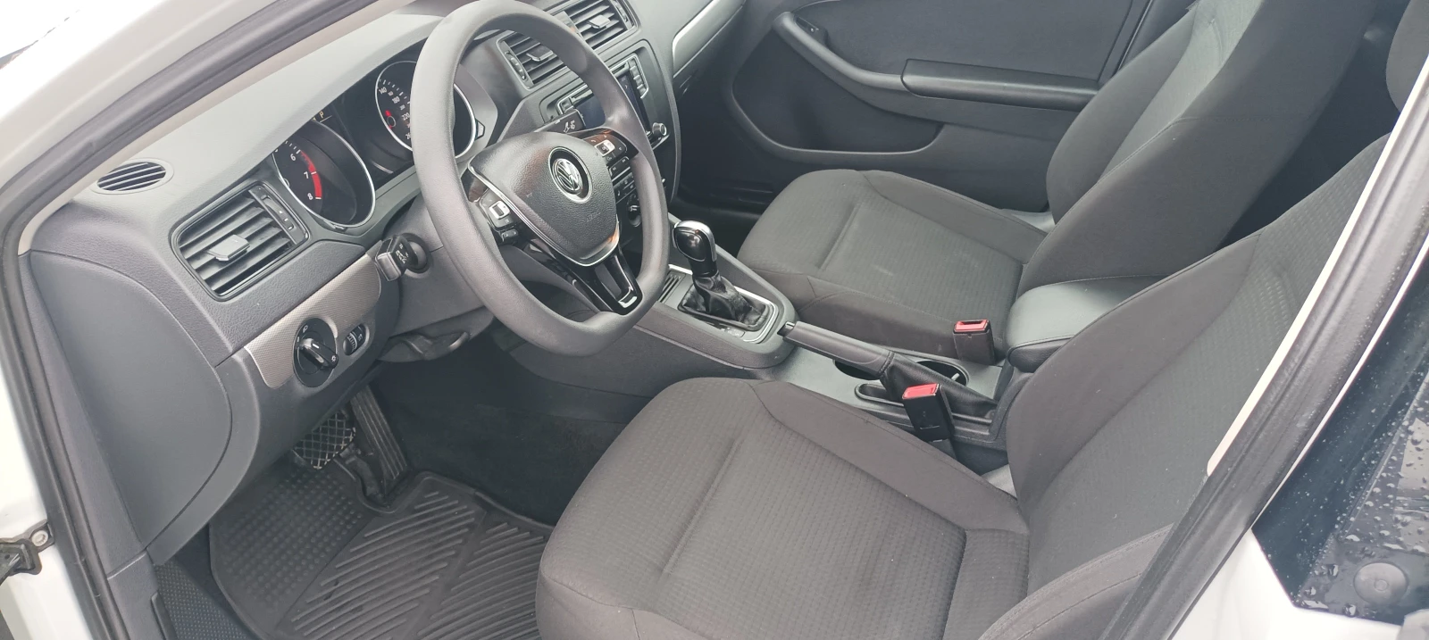 VW Jetta TSI | Mobile.bg   12